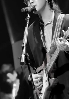 “彼女”じゃないのに、嫉妬してる。