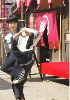 　絵かいたりするだけ