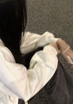 #　起きたら 推し の 楽屋 でした