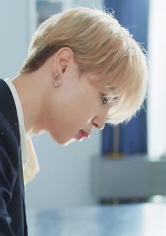 無口な後輩に好かれた件。