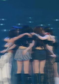 　𝘚𝘏𝘖𝘞 𝘛𝘐𝘔𝘌　