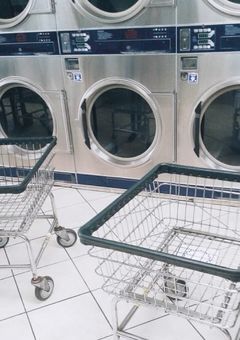コインランドリーで出会った君