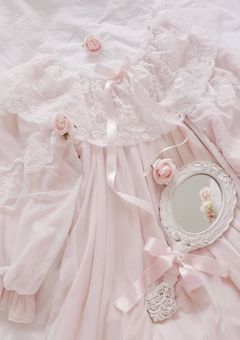  ︎🩷：𝐭𝐚𝐥𝐤 𝐫𝐨𝐨𝐦