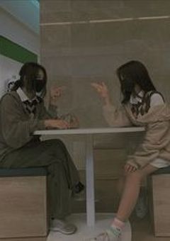 あの日のカフェの片隅で