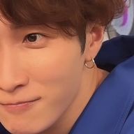 ❥　渡辺 しおん　.　@　低浮さんのアイコン画像