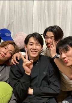 顔出しNGです.ᐟ‪