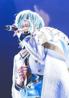 誰も愛してくれへんのッ?