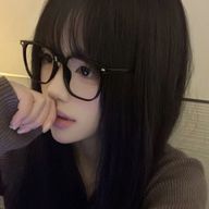 　　emaさんのアイコン画像