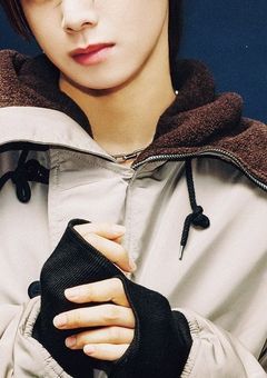 恋 い 焦 が れ 、 憎 き 君