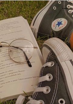 避　行　少　年