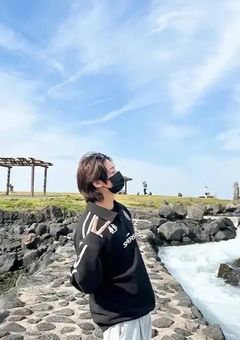 ずっと孤独だった私の心を照らしてくれたのはあなたでした