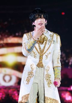 DM で推しに溺愛された