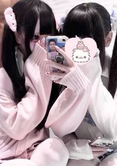 　　√♥' 𝖙𝖆𝖌 !!🕸