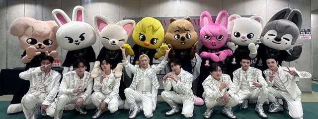STAY🍼🐰🕶️さんの壁紙画像