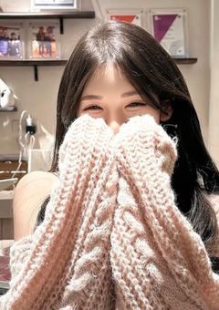 び ょ う じ ゃ く な ん で す 、