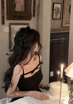 　𝘪𝘯𝘵𝘰 𝘺𝘰𝘶 .. ?　　