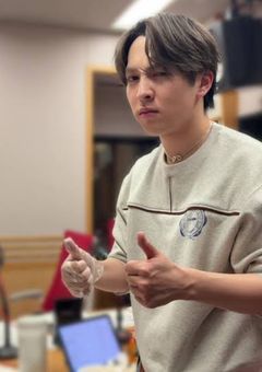 好 き っ て 言 え な い 距 離 💛