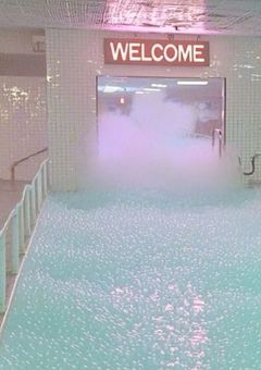 　　𝖥𝗂𝗇𝖽 𝗍𝗁𝖾 𝖾𝗑𝗂𝗍!