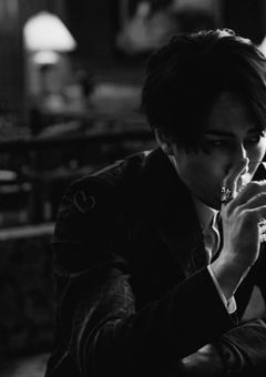 　---　守れないなら  、壊してしまえ　。