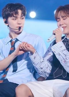 # 𝐖𝐡𝐢𝐜𝐡 𝐨𝐧𝐞 𝐰𝐢𝐥𝐥 𝐲𝐨𝐮 𝐜𝐡𝐨𝐨𝐬𝐞?