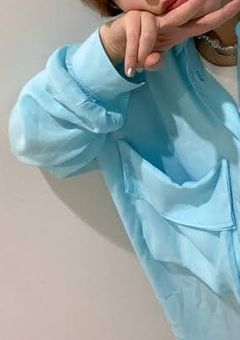 廊下でぶつかる恋の音