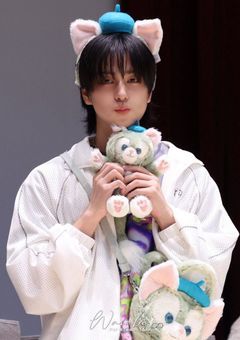 幼馴染の成長した姿がイケメンだった？！