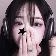 𝘮 𝘪 𝘢 ⭐︎*⁎ ✧さんのアイコン画像