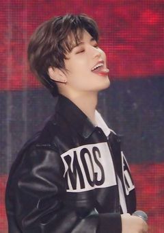 分かったからその口の前で丸を作るのをやめろ🐰🐶