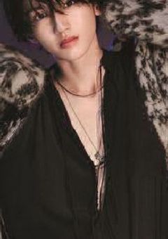 偽りでいいからさ _ 。 ♡