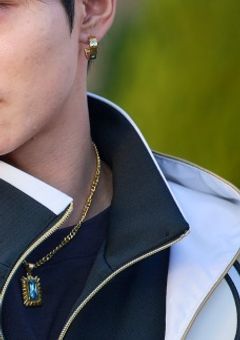 氷河に眠る結晶