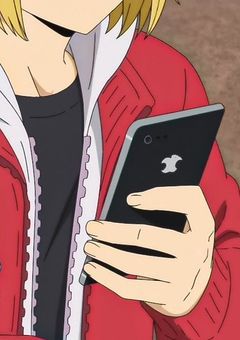 初めて会った君は俺の知ってる人。