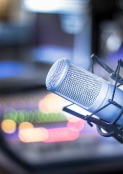 ONAIR恋愛中〜マイク越しに始まった秘密の恋〜