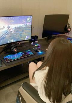 ゲーム実況者、始めてみました 。