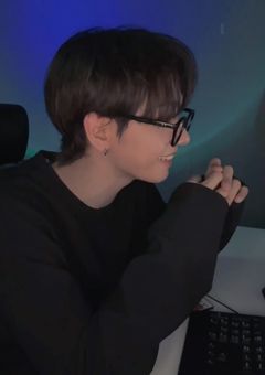 お隣のストーカーさん