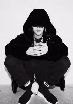 　GD の 妹  →　生意気 です。