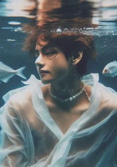 月が照らす人魚のような君に恋をした