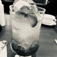 黒神羚さんのアイコン画像