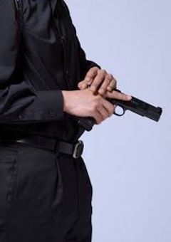 ✘　異 能 力 集 団 の 新 入 り ち ゃ ん