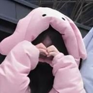 ᴿᝰ‪𓈒‪‪❤︎‬꒷꒦さんのアイコン画像