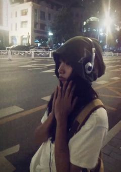 　　she's so rizzzz :)