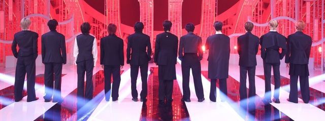 YUI ໒꒱ 𓏸˚. さんの壁紙画像