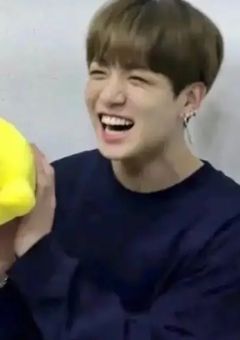 筋肉うさぎの妹はソロアイドル