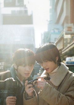 　  世 界 で 一 番 『 可 愛 い 』 テ ヒ ョ ン 君 、 二 番 目 は 俺 。