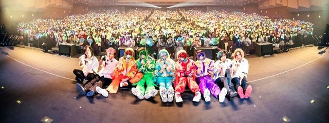 し あ   ᡣ𐭩さんの壁紙画像