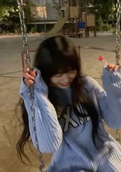 # 恋 愛 ト ー ク 