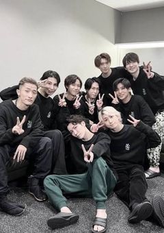 「幼馴染と幼馴染のグループで｡｣