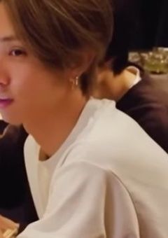 　田中夫婦は芸能人夫婦　。