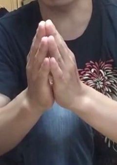 君の隣は、まだ遠い。