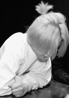 不登校男子と優等生