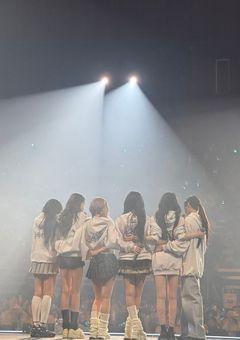 The girls who will make the world!!
